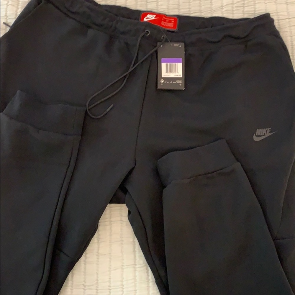 Black Nike joggers